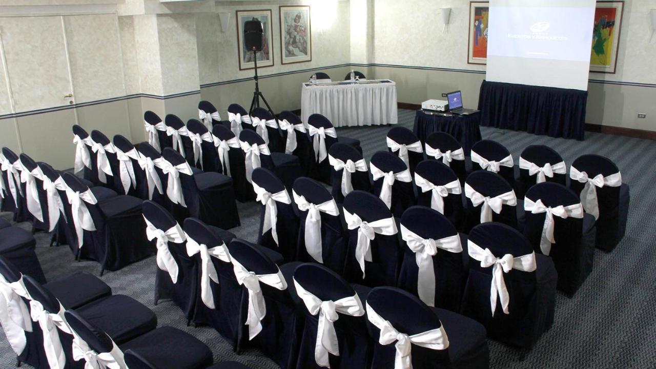 Hotel Altamira Suites Caracas Exterior foto